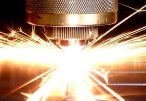 Лазерная резка - инновационная технология обработки металла. Мадис. Металлообработка на заказ по чертежам заказчика.